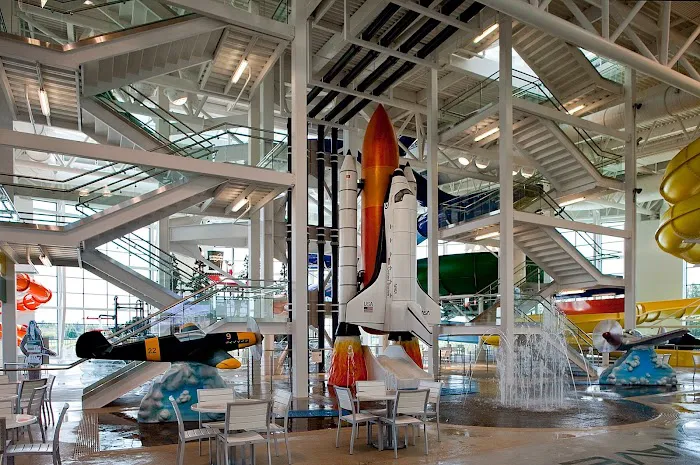 Wings & Waves Waterpark 8