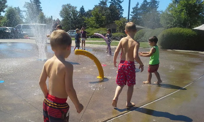 River Road City Park Splash Pad 1