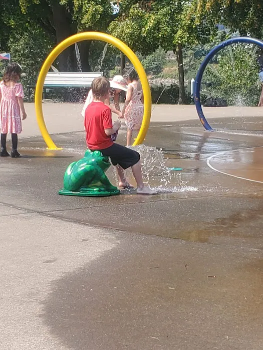 Riverfront Waterpark Splash Pad 4