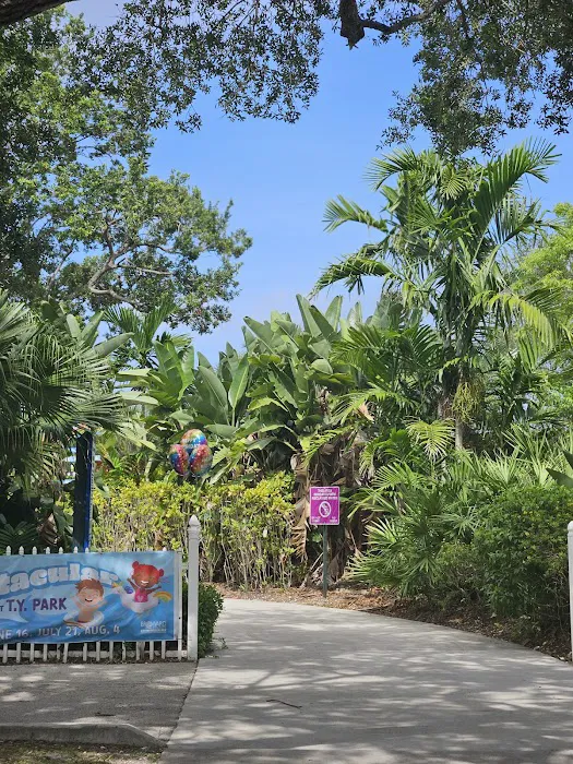 Castaway Island (TY PARK) (CLOSED FOR SEASON) 9