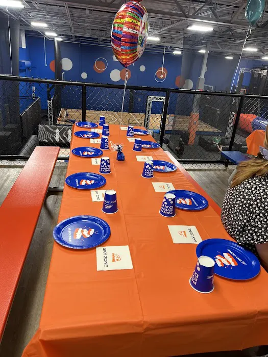 Sky Zone Trampoline Park 6