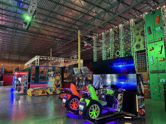 Planet Obstacle - Adventure park 4