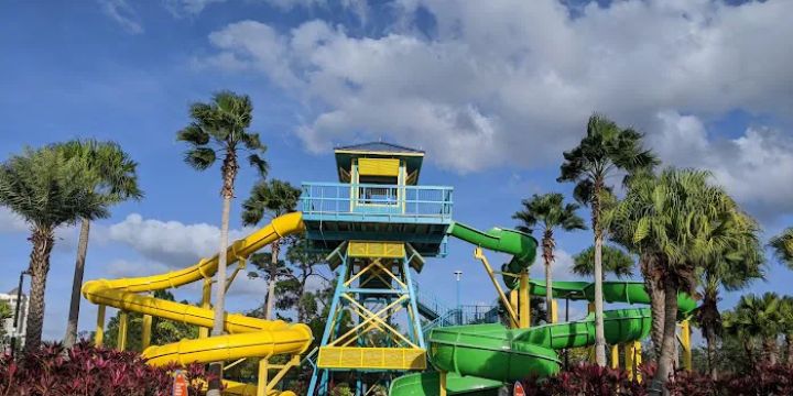 Surfari Water Park at The Grove Resort