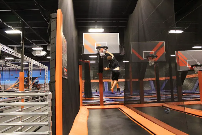Sky Zone Trampoline Park 3