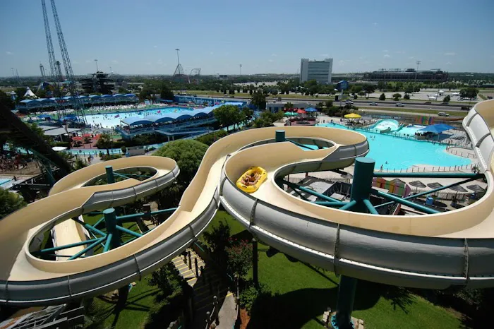 Hurricane Harbor Arlington 3