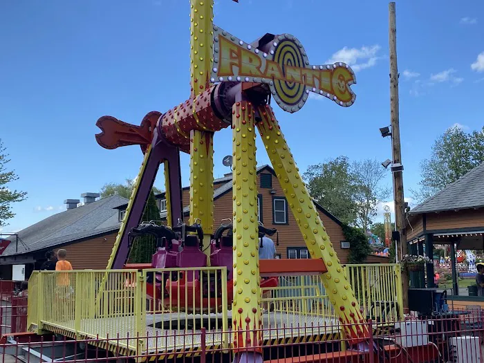 Quassy Amusement & Waterpark 4