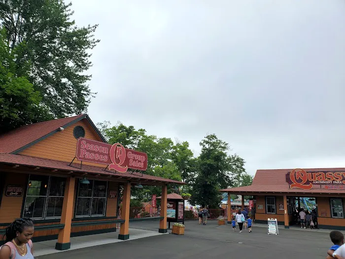 Quassy Amusement & Waterpark 7