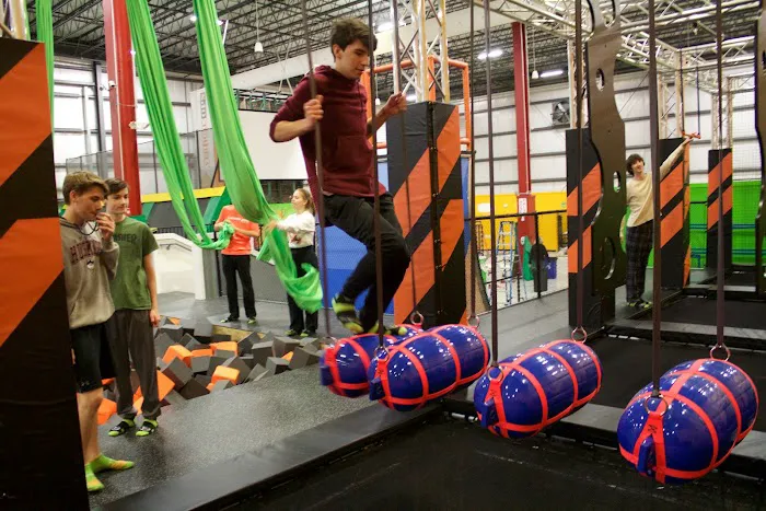 Sky Zone Trampoline Park 7