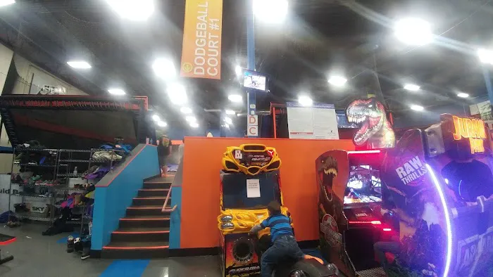 Sky Zone Trampoline Park 3