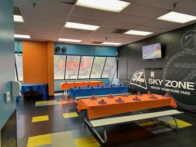 Sky Zone Trampoline Park 6