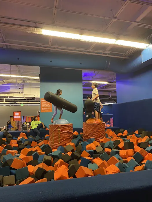 Sky Zone Trampoline Park 5