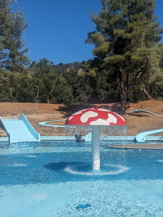 Sengme Oaks Water Park 0
