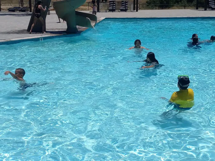 Sengme Oaks Water Park 7
