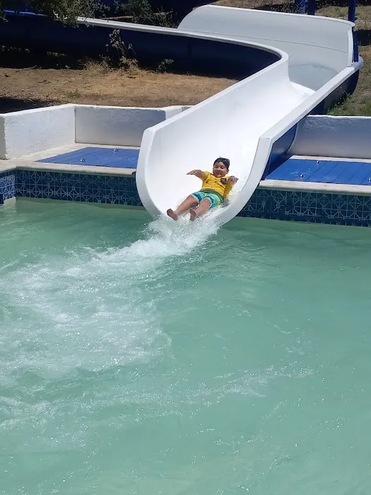 Sengme Oaks Water Park 4