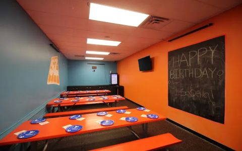 Sky Zone Trampoline Park