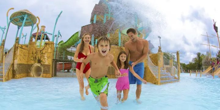 Six Flags Hurricane Harbor