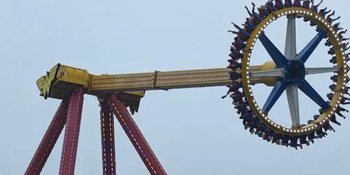 Six Flags