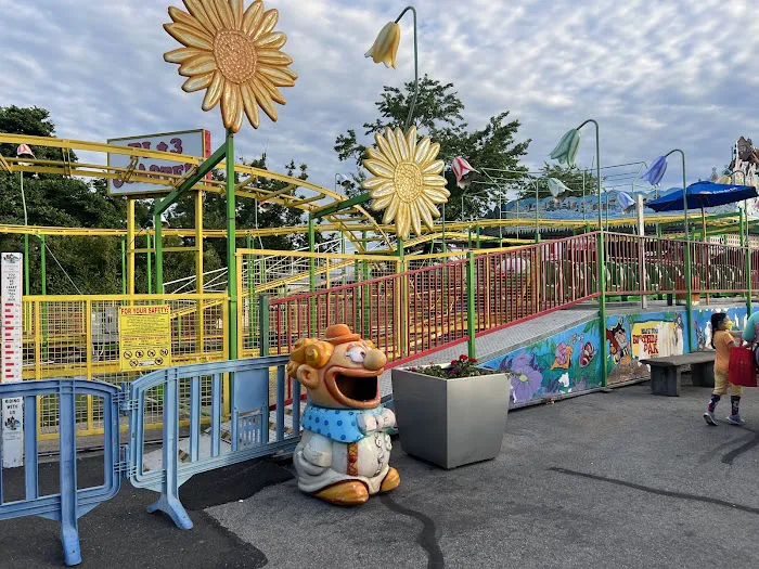 Adventurers Amusement Park 9