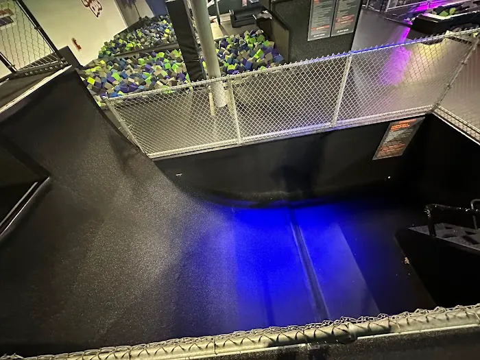 Sky Zone Trampoline Park 5