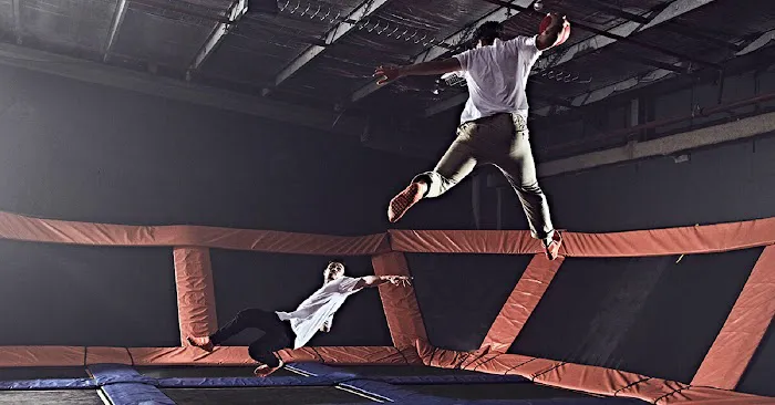 Sky Zone Trampoline Park 8
