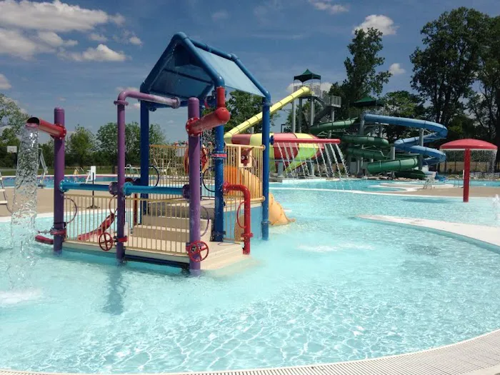 Splash Zone Aquatic Center 4