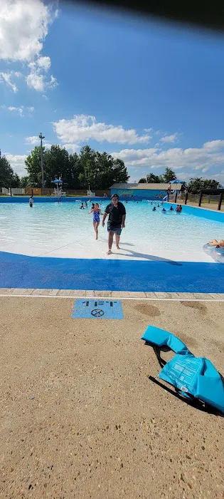 Wonder Oasis Waterpark 8