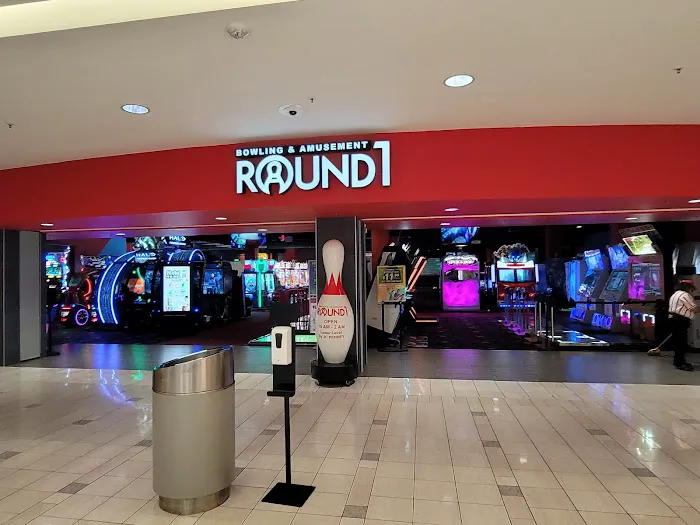 Round1 Bowling & Arcade Sunvalley Shopping Center 0