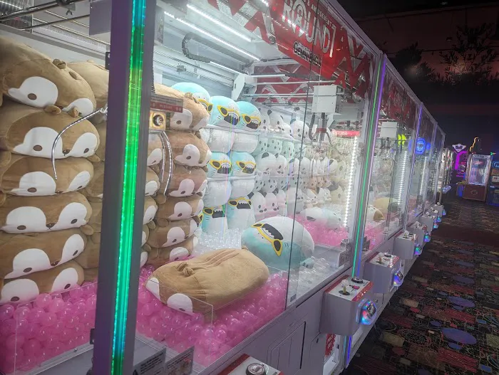 Round1 Bowling & Arcade Sunvalley Shopping Center 9