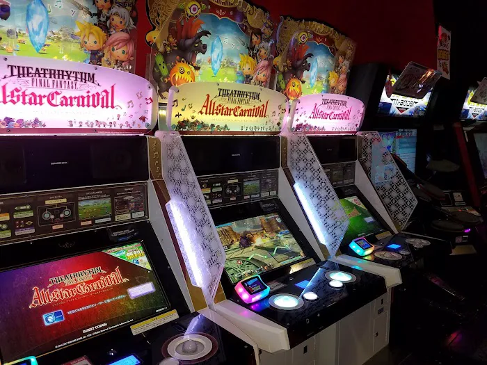 Round1 Bowling & Arcade Sunvalley Shopping Center 7