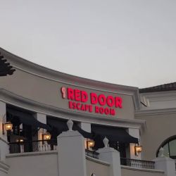 Red Door Escape Room ico