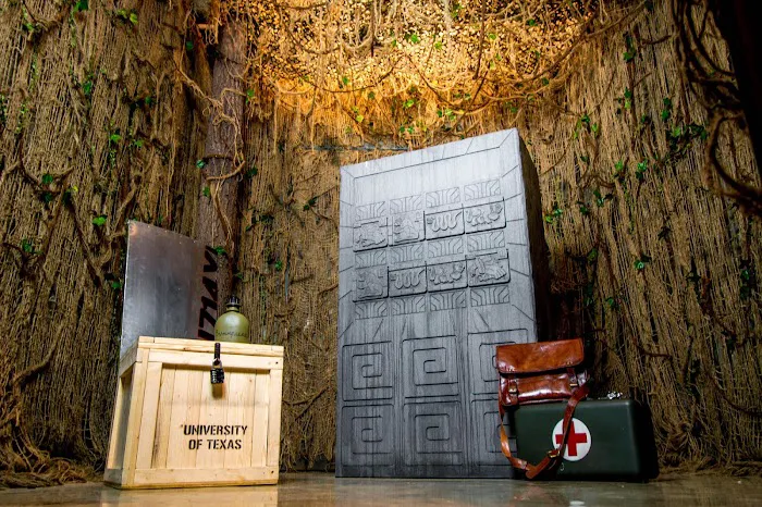 Red Door Escape Room 8