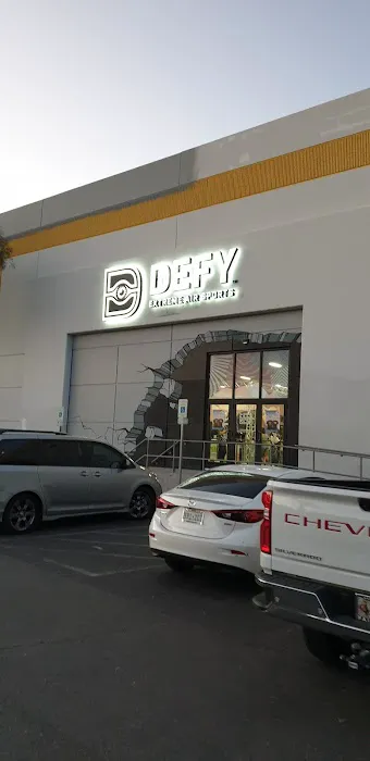 Gravady trampoline park 0