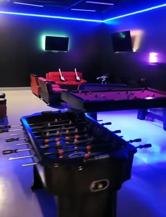 Escape VR - Room Escape Experience 8