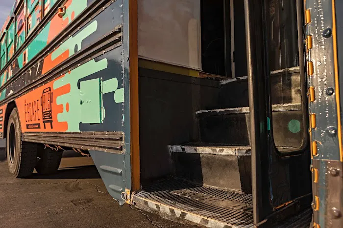 The Escape Bus 5
