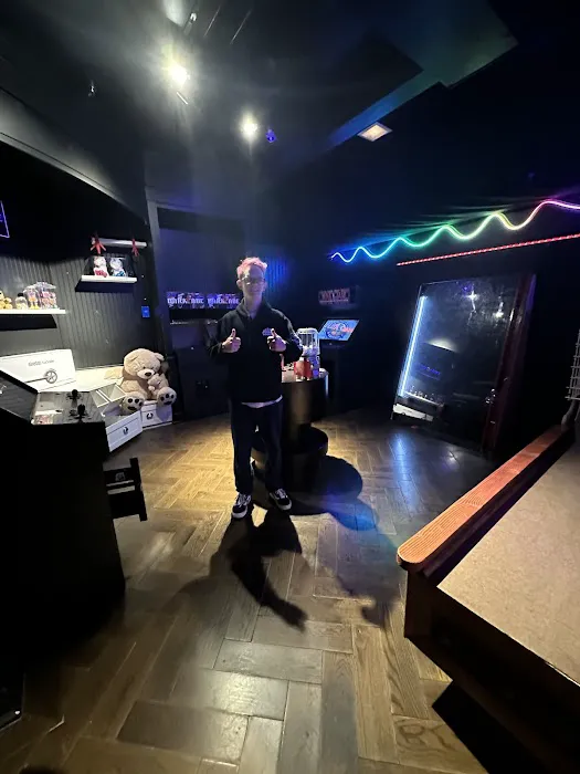 101 Escape Rooms at The Oaks 1