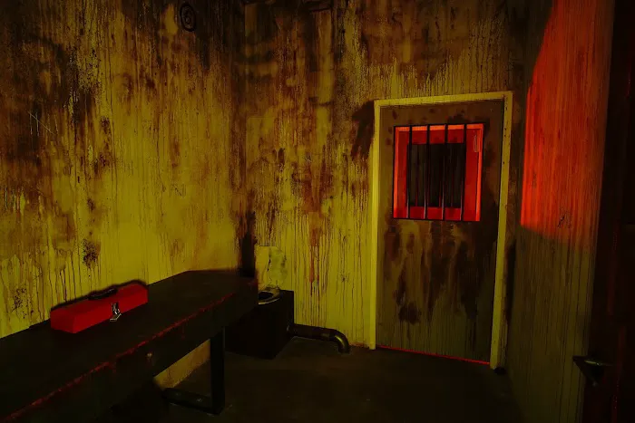 Red Door Escape Room 6