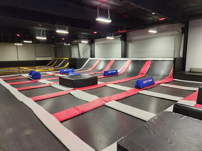 Sky Zone Trampoline Park 7