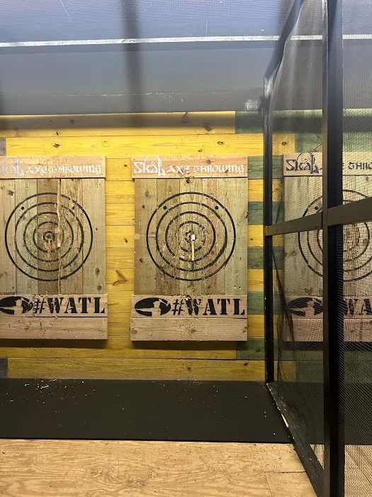 Skal Axe Throwing 8