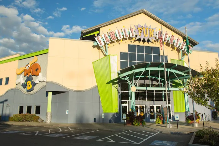 Tukwila Family Fun Center & Bullwinkle's Restaurant 0
