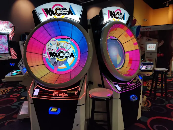 Round1 Bowling & Arcade Westfield Southcenter 2