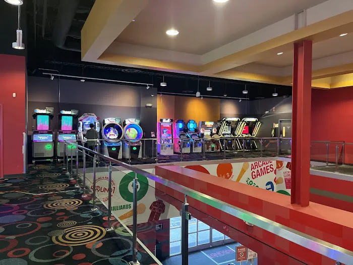 Round1 Bowling & Arcade Westfield Southcenter 4