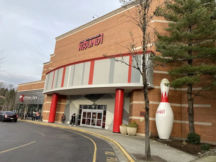 Round1 Bowling & Arcade Westfield Southcenter 6