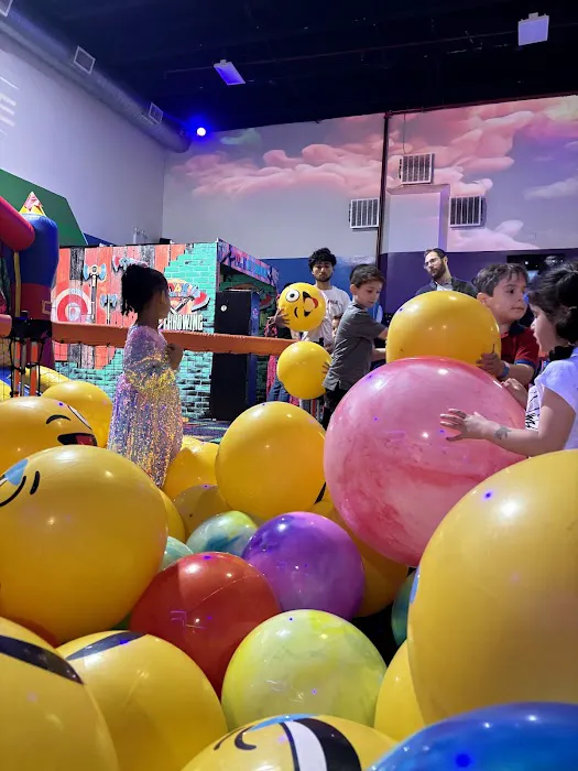 Max Adventures Kids Birthday Party Place 3