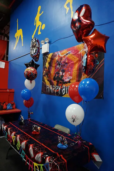 Kids 'N Shape - Queens 6