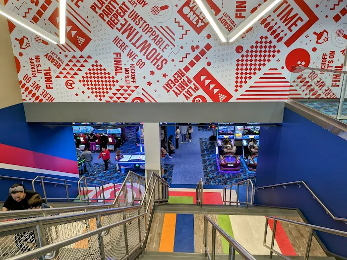 Round1 Bowling & Arcade Danbury Fair Mall 5