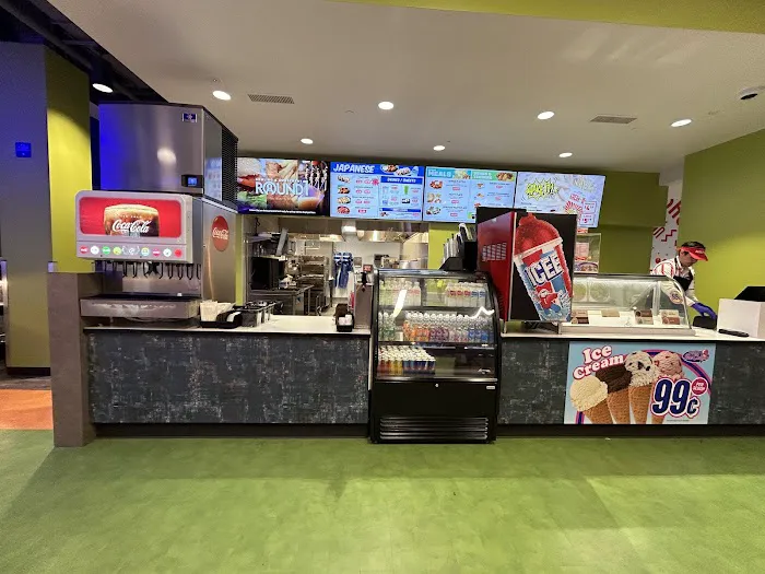 Round1 Bowling & Arcade Danbury Fair Mall 7