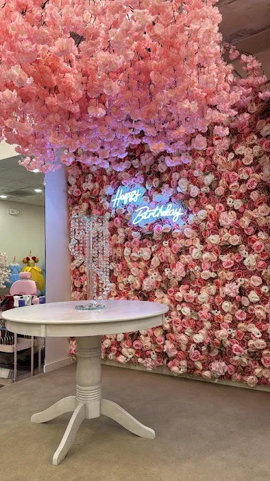 Pixie Dust kids lounge and boutique 7