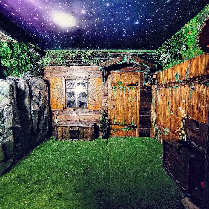 Lara's Labyrinth 7