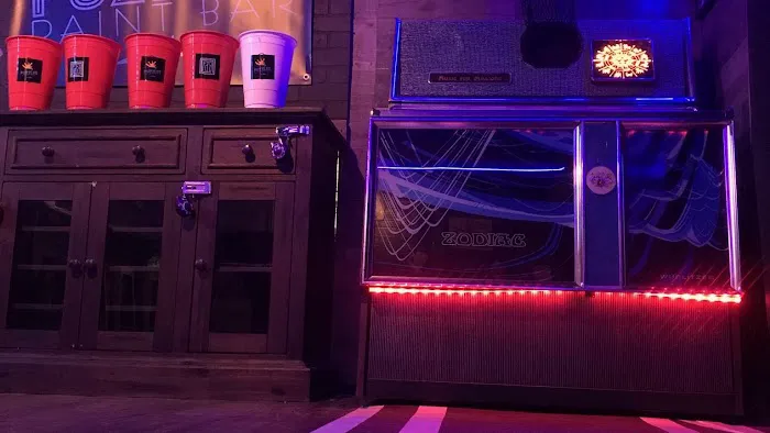 REACT Premium Escape Rooms 5