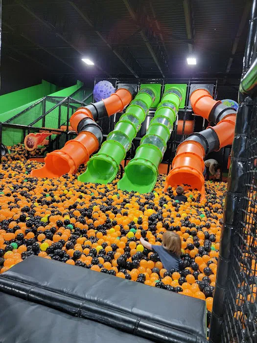 Nova Trampoline Park 9